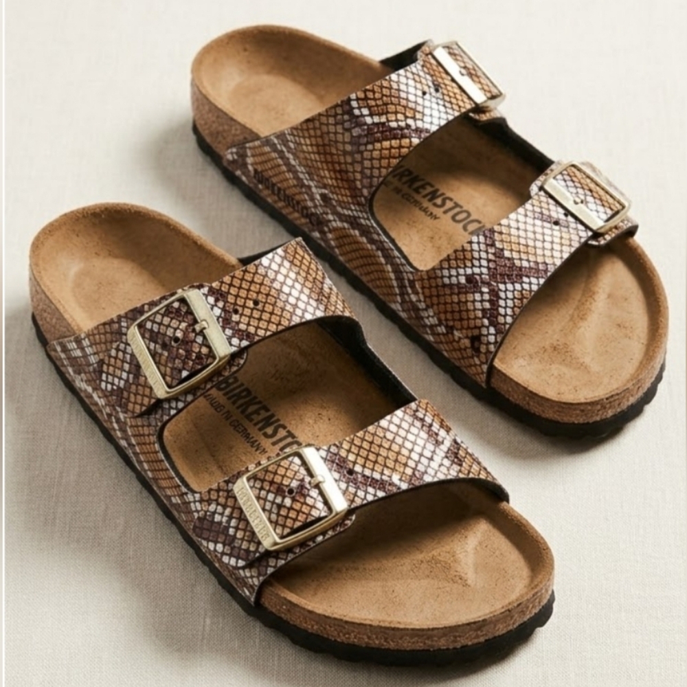 NEW! Birkenstock Tan and Brown snakeskin Textured Sandals Sz 7 NWT - Picture 2 of 8